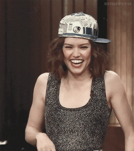 New trending GIF tagged daisy daisy ridley via… Trending Gifs