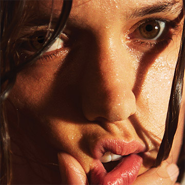 Giphy profile picture for @wet
