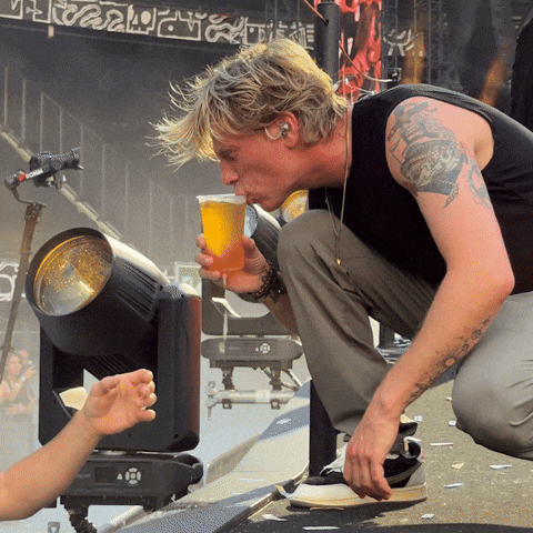 De Kuip Matteo GIF by DI-RECT