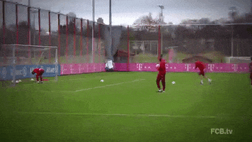 training spot GIF by FC Bayern Munich