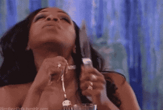 giphy.gif?cid=6c09b9529976cf61700e6911a8
