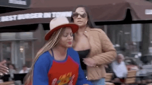 giphy.gif?cid=4d1e4f29tb2m51cmwd2hdritc3
