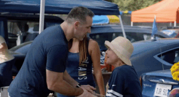 celebrity #lifeinpieces GIF by CBS