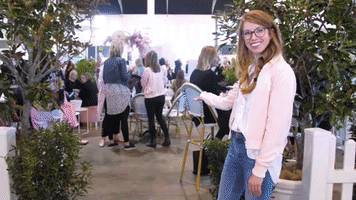 200.gif?cid=fc005b088b4086d80ff8dd843516d6e0897a28c9ad5811e0&rid=200.gif&ct=g