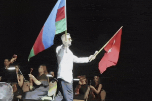 Gokhan Ozen GIF