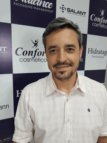 Cosmetologia Douglasnegativo GIF by Douglas Alan