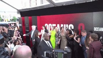 red carpet rihanna GIF by LifeMinute.tv