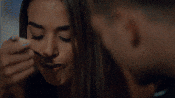 mas_esteile bensu soral icerde cagatay ulusoy GIF