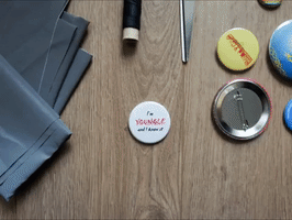 UogaR  GIF