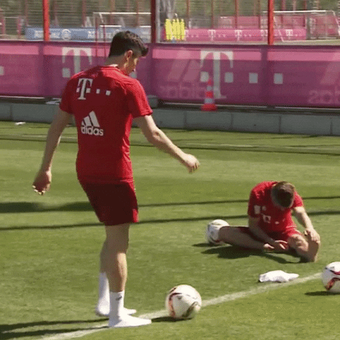 Bayern Munich Training GIF - Find & Share on GIPHY
