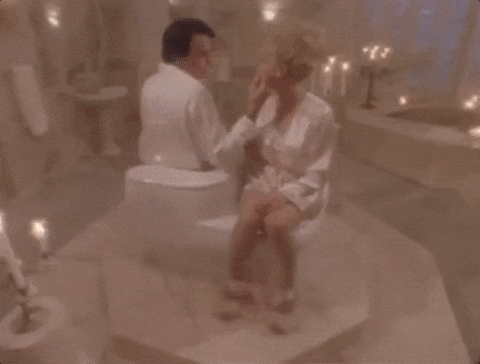 giphy.gif?cid=790b761176f151fe10a429cea1