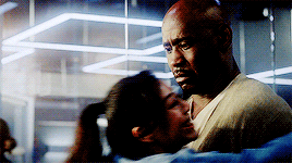 Amenadiel GIF