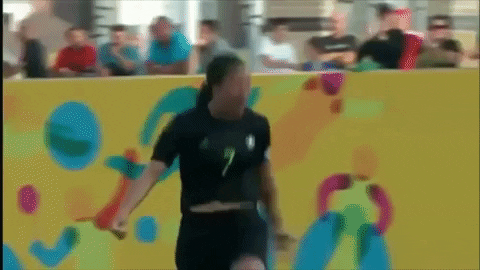 Naye Rangel GIFs - Get the best GIF on GIPHY