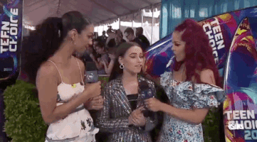 I Freaking Love Her Red Carpet GIF by FOX Teen Choice