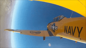 adventure flying GIF by Discovery Europe