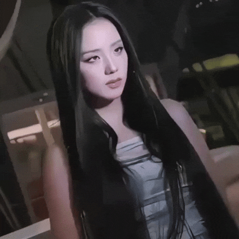 Kim Jisoo GIF