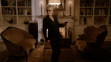 happy fox tv GIF by ScreamQueens