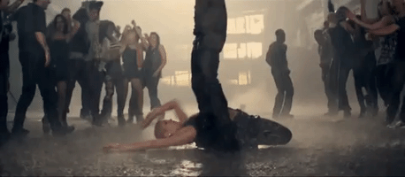 200.gif?cid=fc005b0851b4357add4884ef61cc34b46d9f759f0bf4a7cd&rid=200.gif&ct=g
