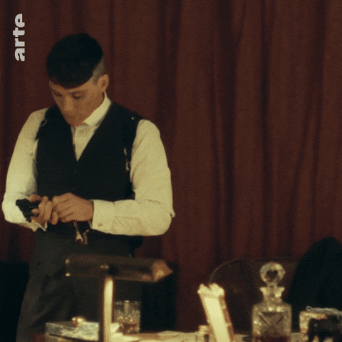 https://media1.giphy.com/media/3o751Tww4rmd8i8R4k/giphy.gif?cid=790b7611cdcafe16d5db70ac64e2931413ba17ce7df57185&rid=giphy.gif