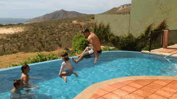 Entredosmares salto bomba entredosmares GIF