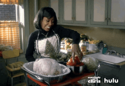 Como ser uma boa mãe: 25 dicas práticas 54 Cbs Cooking GIF by HULU