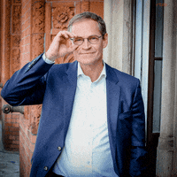 200.gif?cid=fc005b08b41f7c042db4dd1d7a4e6f4aa2719501821a92f4&rid=200.gif&ct=g