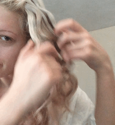 viksdesire  GIF