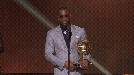 giphy.gif