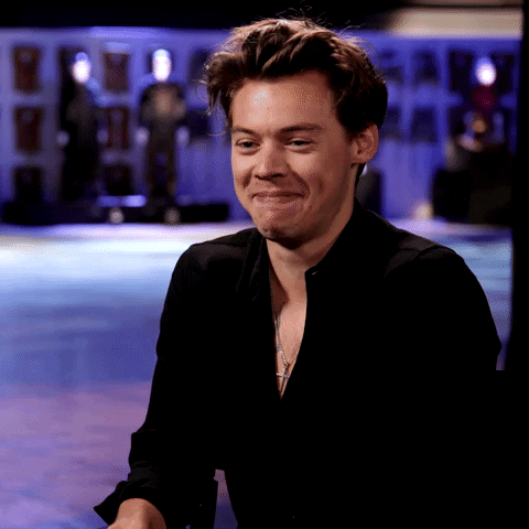 Harry Styles GIFs - Get the best GIF on GIPHY