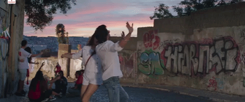 200.gif?cid=fc005b088b11976325ebda22f4bdde62c44a1c53e6d44f42&rid=200.gif&ct=g