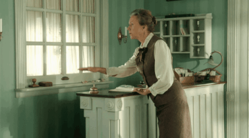 tv2 GIF by Badehotellet