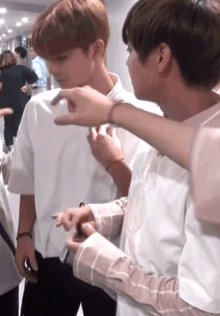 parkbyun11  GIF