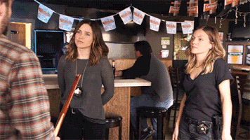 Tracy Spiridakos GIFs - Find & Share on GIPHY