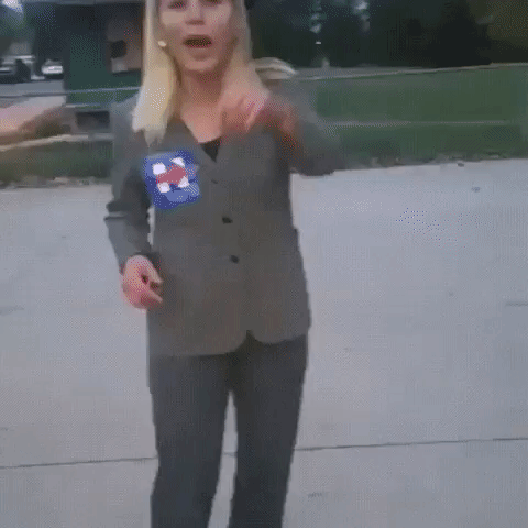 chloecomprando #highheels #heels #skateborad GIF