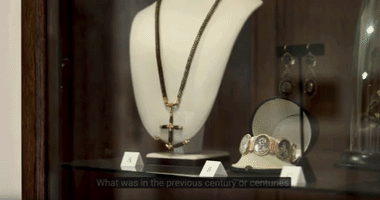 Hair Women GIF by Mutter Museum