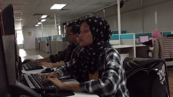 Thedhiamy GIF