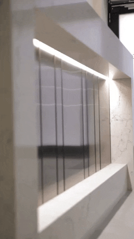 Mallucci GIF