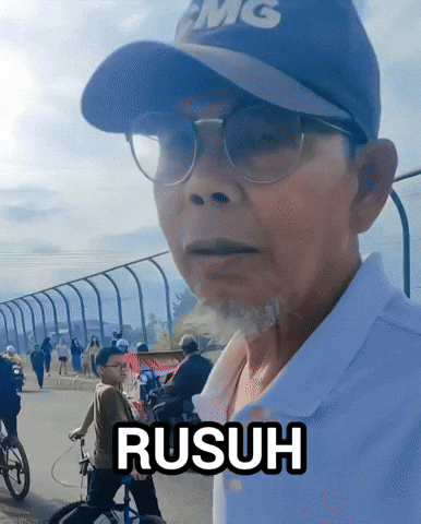 Ah Heunteu Rusuh GIF