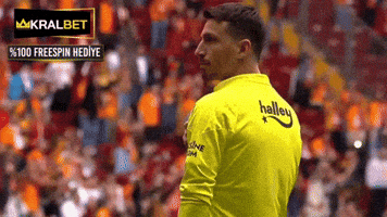 Mert Hakan Yandaş GIF by Kral Bahis