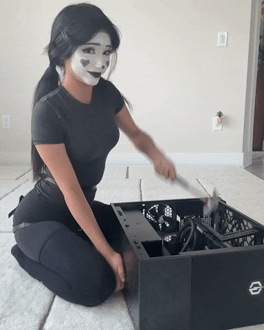 Clowngirl Break Pc Computer Destroy Clown Latina GIF