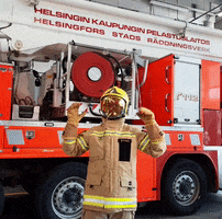 200.gif?cid=fc005b0884ba5bed053c6ff5bfad5aa52e99990dcef084db&rid=200.gif&ct=g
