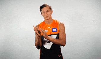 Isaac Cumming Applause GIF by GIANTS