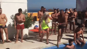 Bimbo Sillyconne GIF