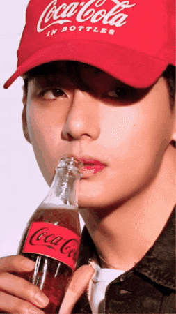 Posing Kim Taehyung GIF