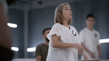 200.gif?cid=fc005b08c84f48bf9ba56a6da8df12e85134e880ca0ccd7b&rid=200.gif&ct=g