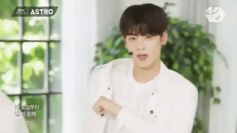 Eun Woo GIFs - Get the best GIF on GIPHY