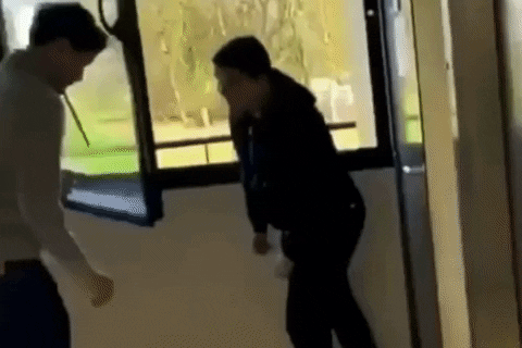 giphy.gif?cid=4d1e4f297ace58ed7131237fc3