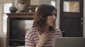 200.gif?cid=fc005b080863b5824a296bbd00fd2e75a68a62e157c4dfef&rid=200.gif&ct=g
