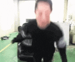 신태일 GIF