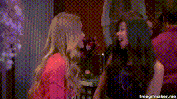 Kira Kosarin Max GIF